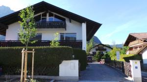 yeti lux family garden lodge