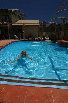 heritage resort shark bay