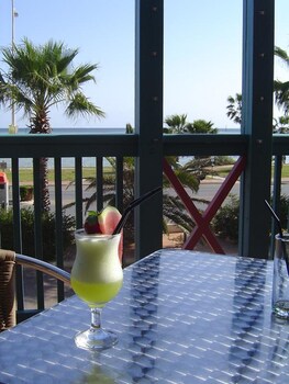 heritage resort shark bay