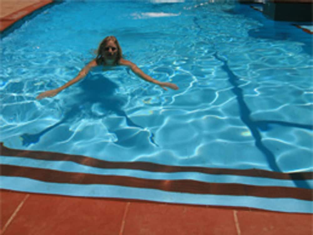 heritage resort shark bay