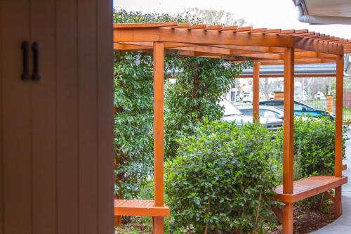 albert court motor lodge