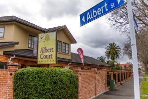 albert court motor lodge
