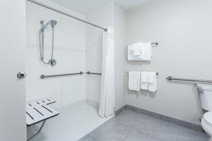 holiday inn express and suites rice lake by ihg