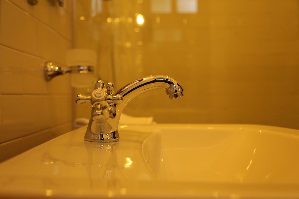 castle hill bungalow