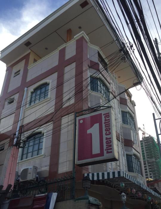 manila