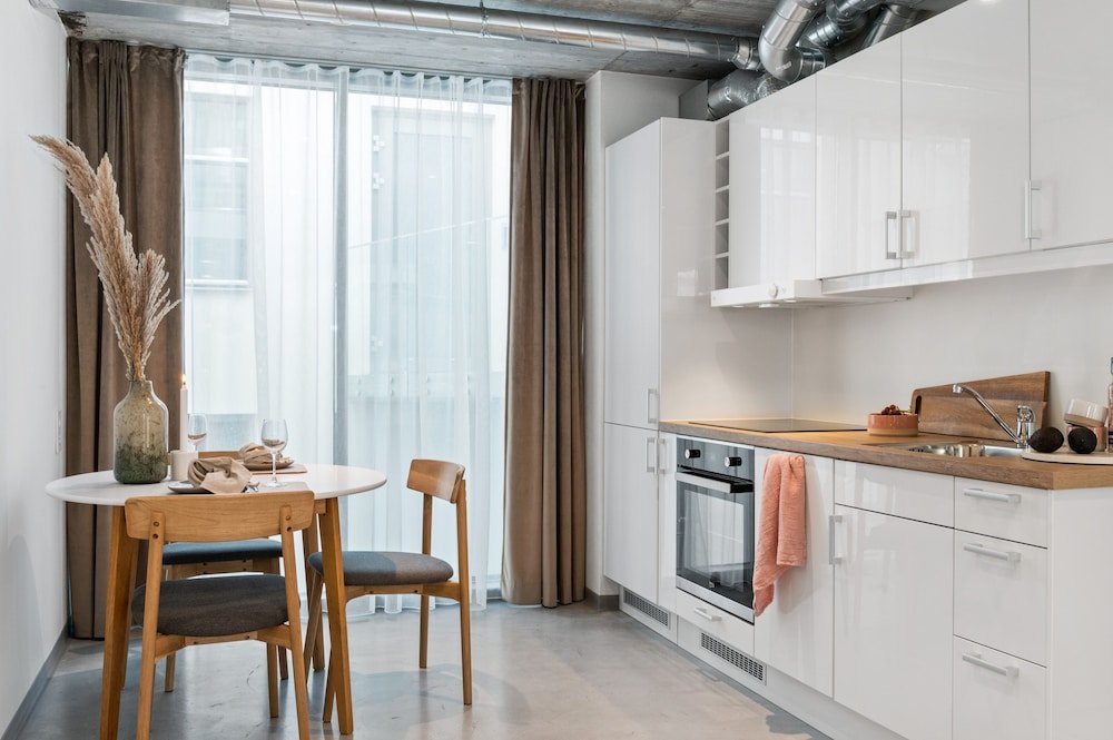 systra hotel apartments sj holt