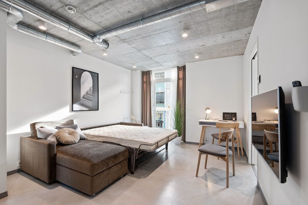 systra hotel apartments sj holt