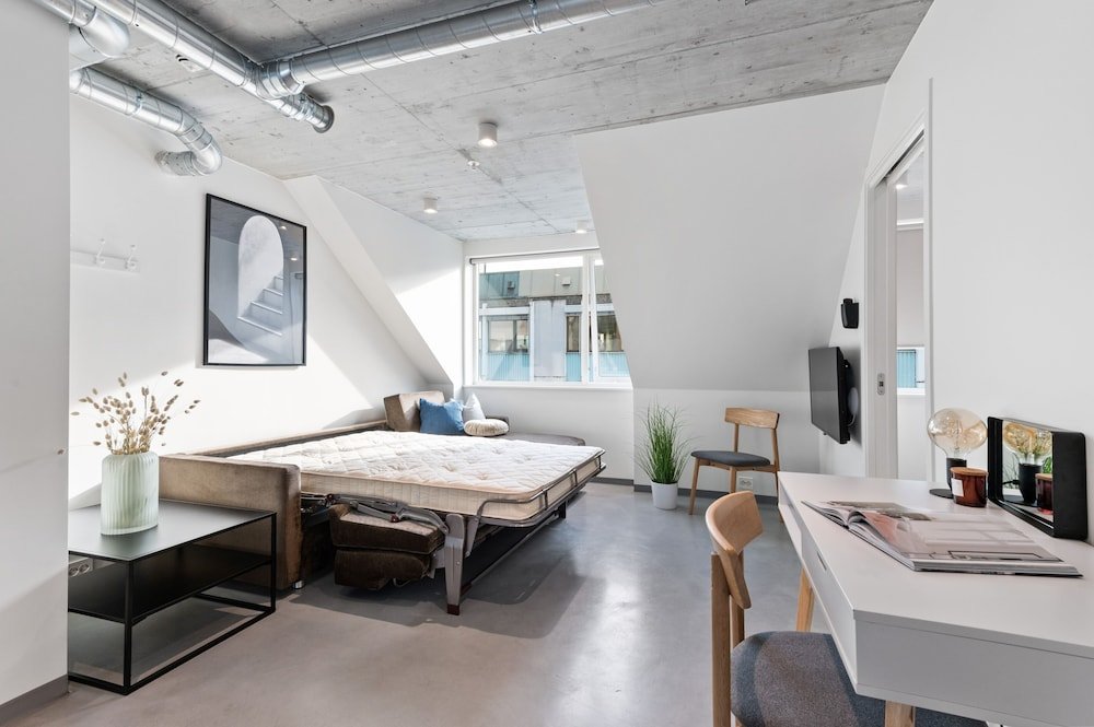 systra hotel apartments sj holt