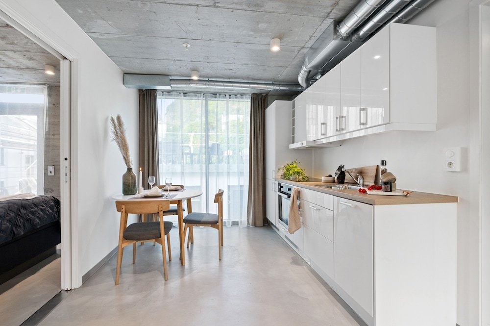 systra hotel apartments sj holt