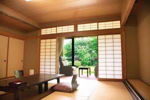 ikuji onsen tanakaya