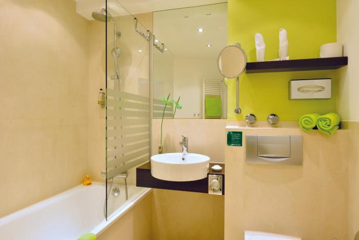 hotel uhu garni koln