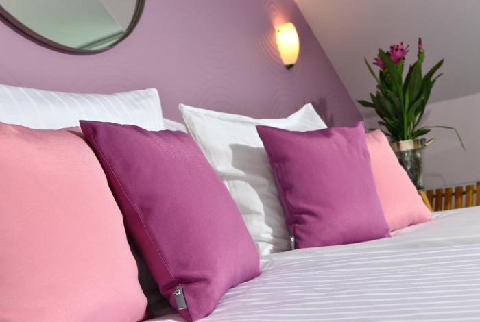 hotel uhu garni koln