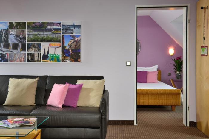 hotel uhu garni koln