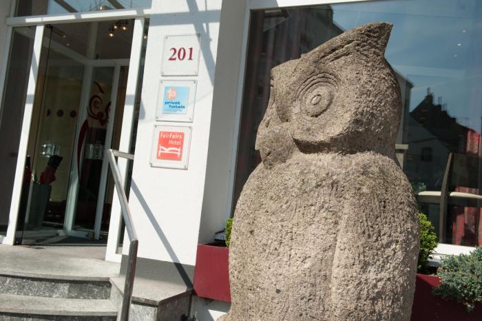 hotel uhu garni koln