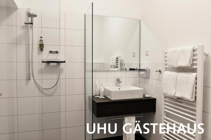 hotel uhu garni koln