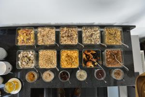 hotel uhu garni koln