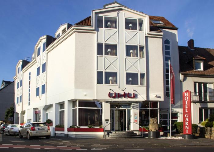 hotel uhu garni koln