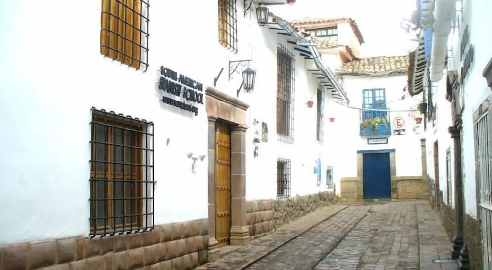 hostal el grial