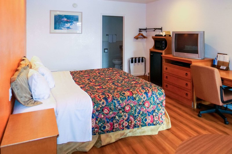 rodeway inn alameda oakland