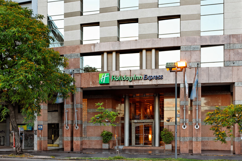 holiday inn express puerto madero an ihg hotel