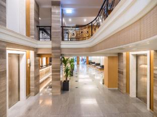 dang derm in the park khaosan