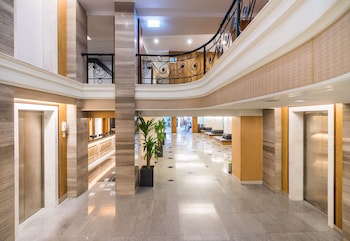 dang derm in the park khaosan