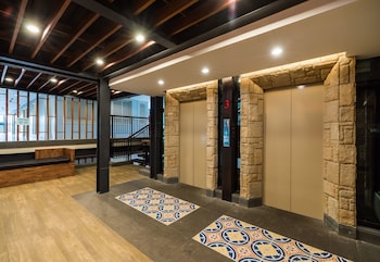 dang derm in the park khaosan