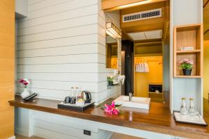 dang derm in the park khaosan