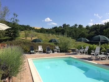 Villa Sabrina Country House,In San Ginesio,4 star