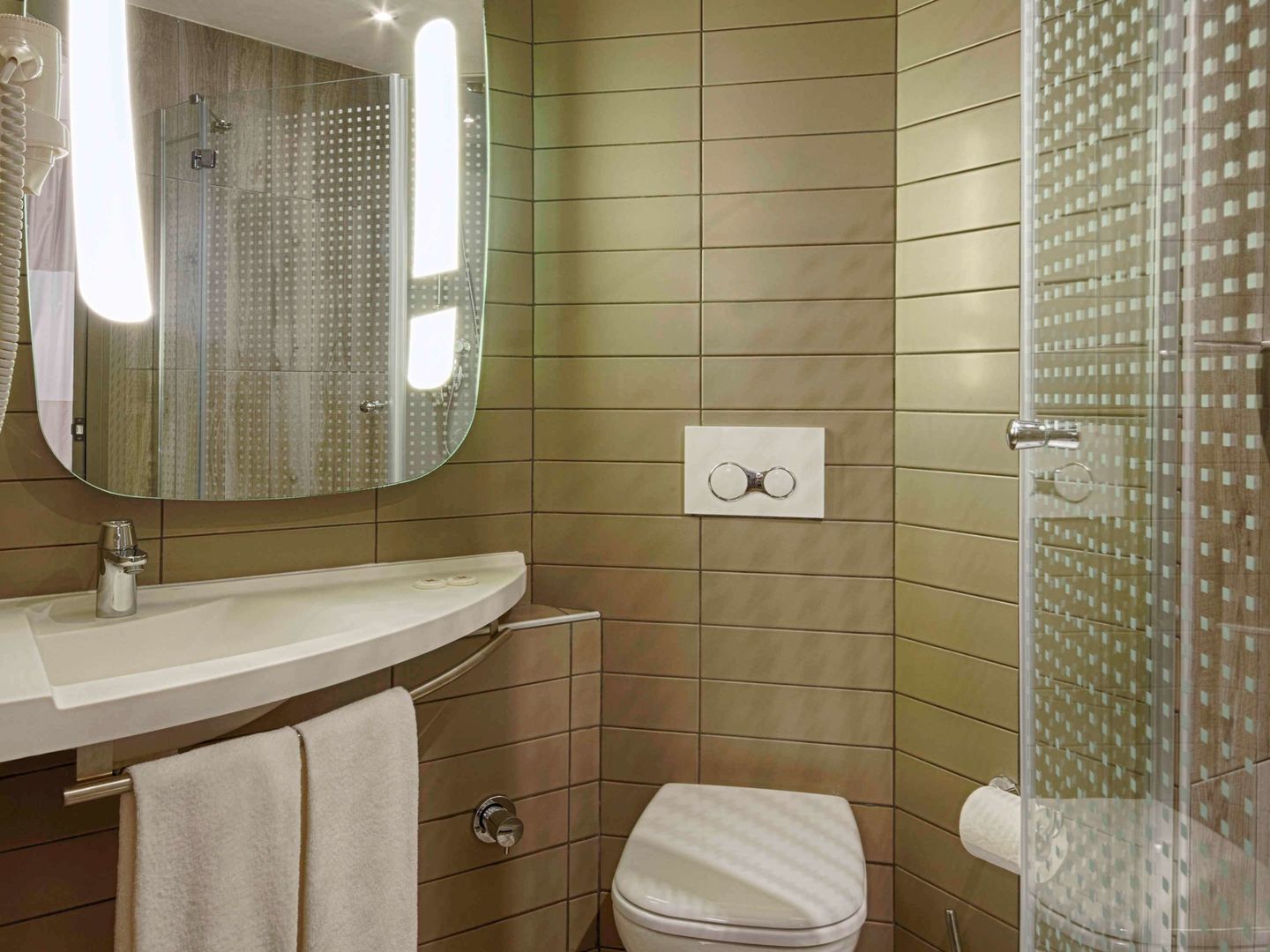 ibis istanbul tuzla hotel