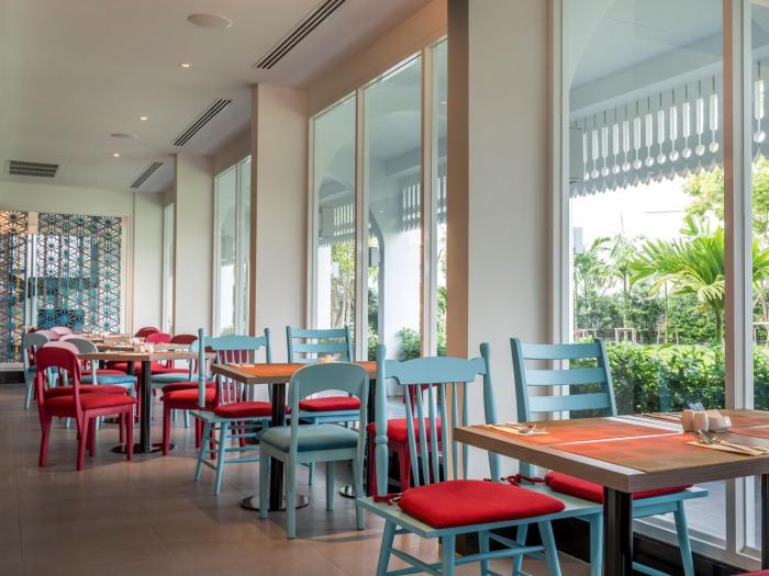 ibis styles phuket city hotel