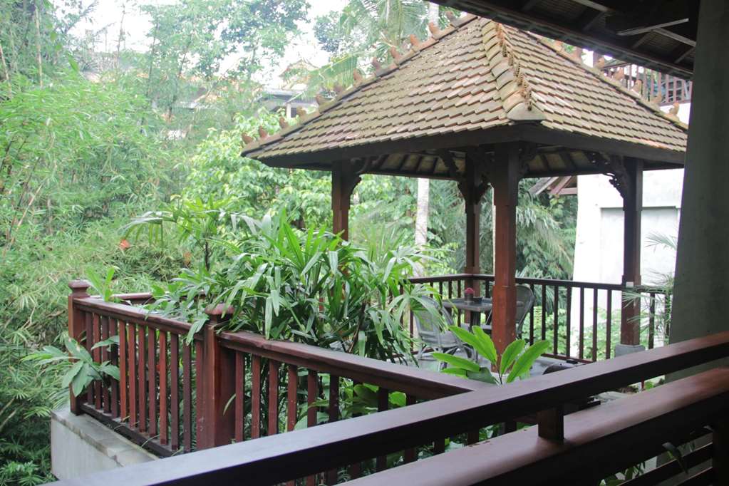 adiwana resort jembawan