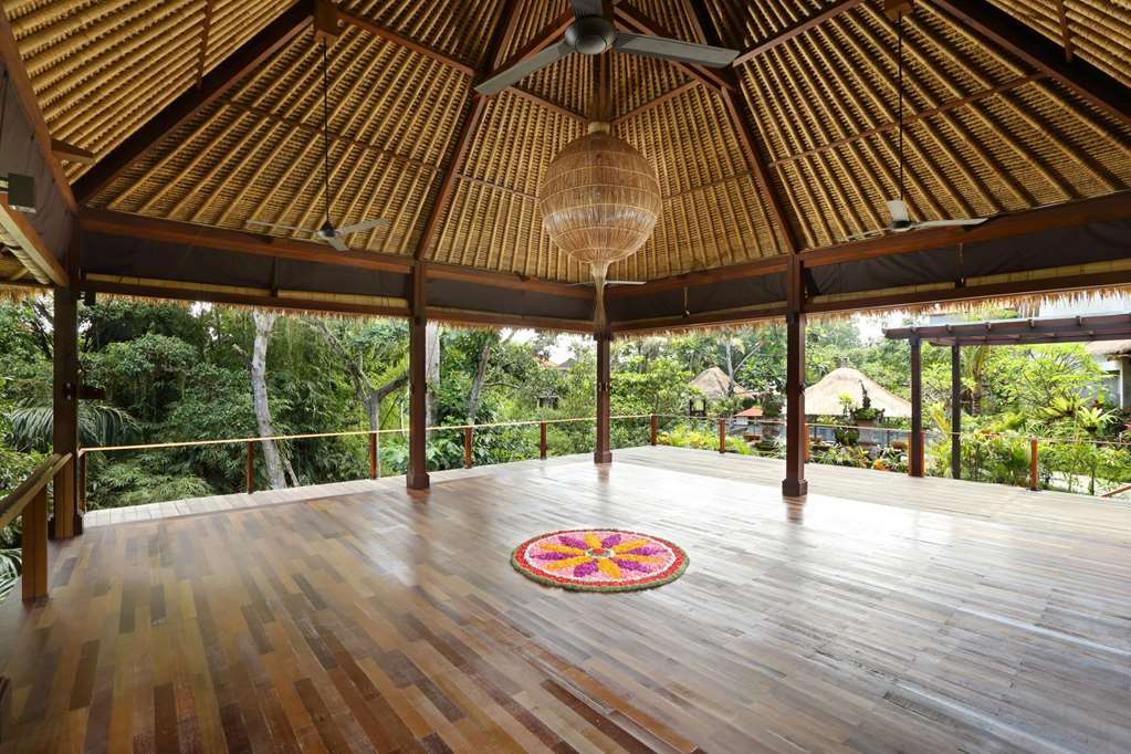 adiwana resort jembawan