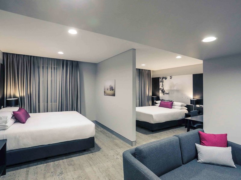 mercure tamworth