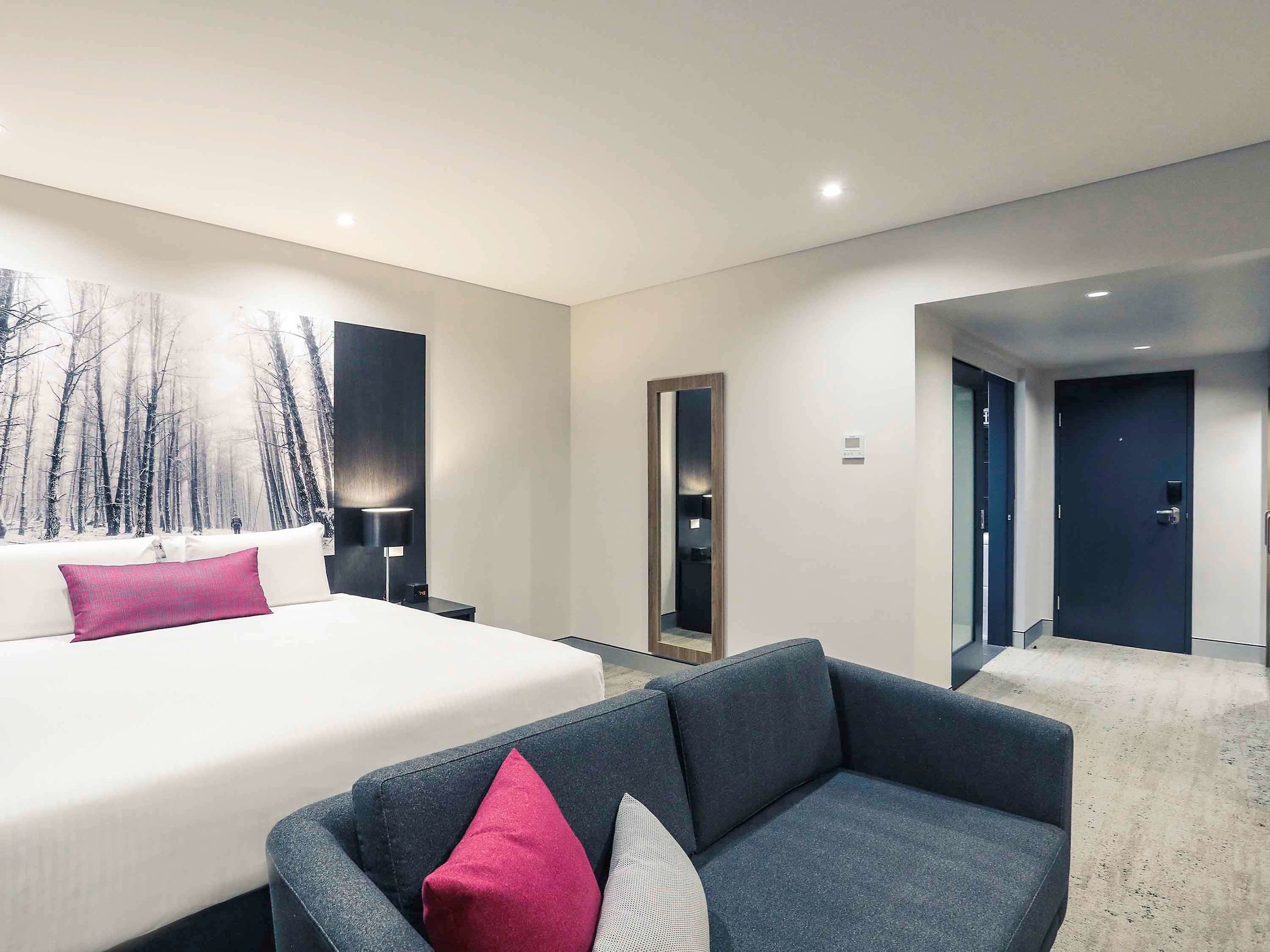 mercure tamworth