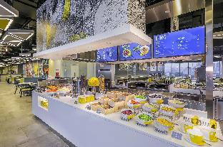 yello hotel harmoni jakarta