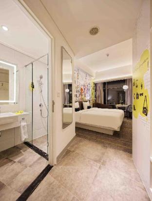 yello hotel harmoni jakarta