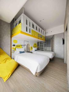 yello hotel harmoni jakarta