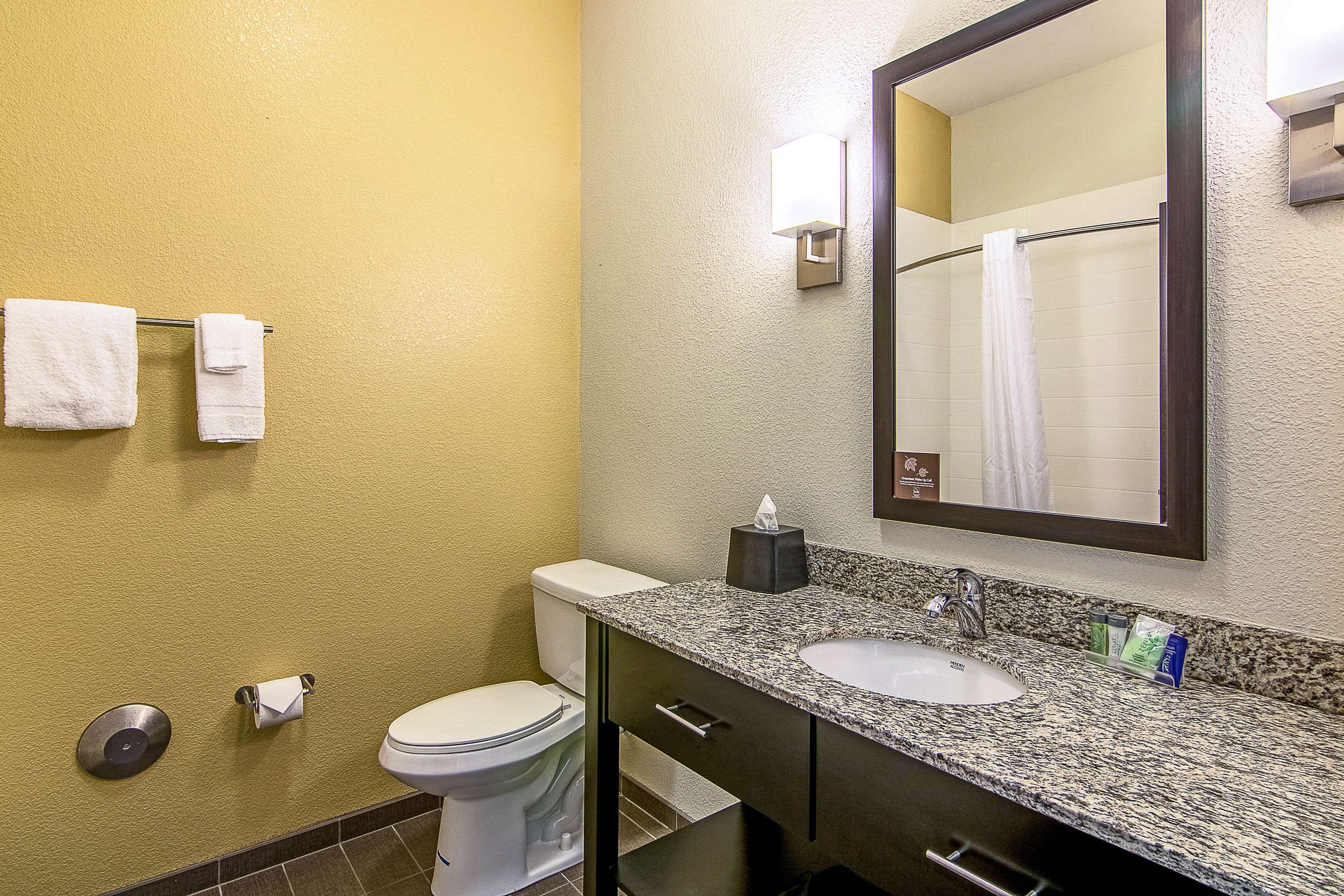 sleep inn and suites west near medical center