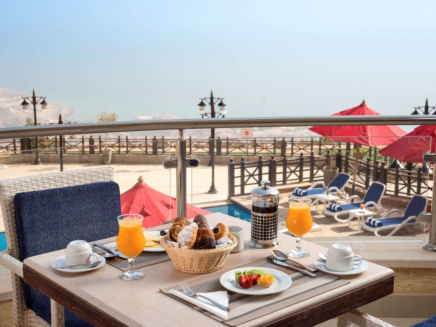 el jabal sokhna hotel