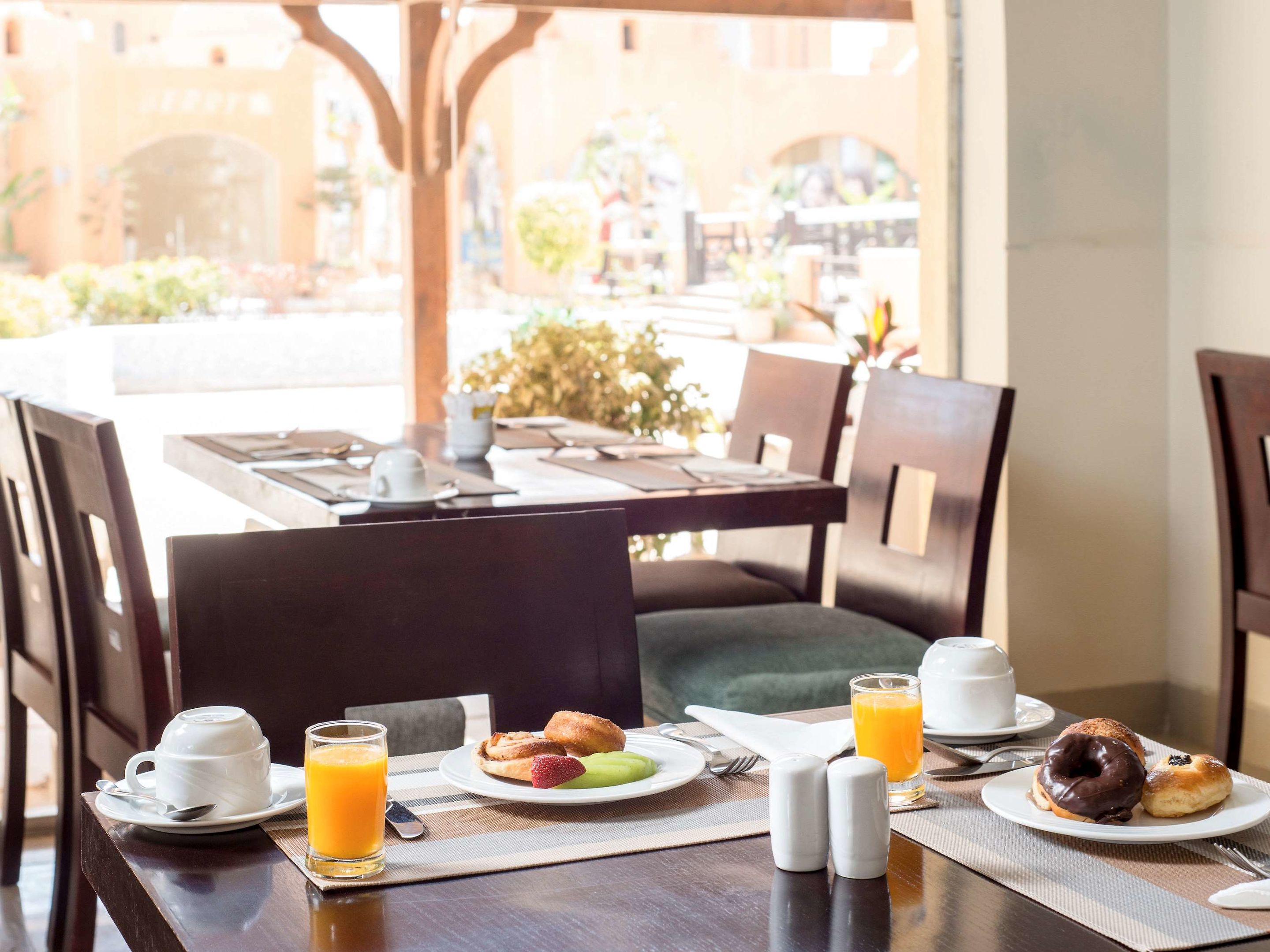 el jabal sokhna hotel