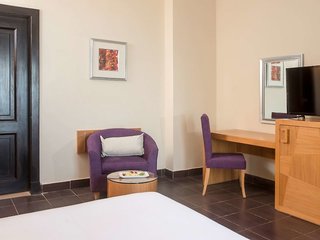 el jabal sokhna hotel