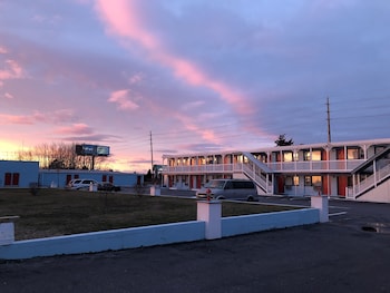 new sea breeze motel
