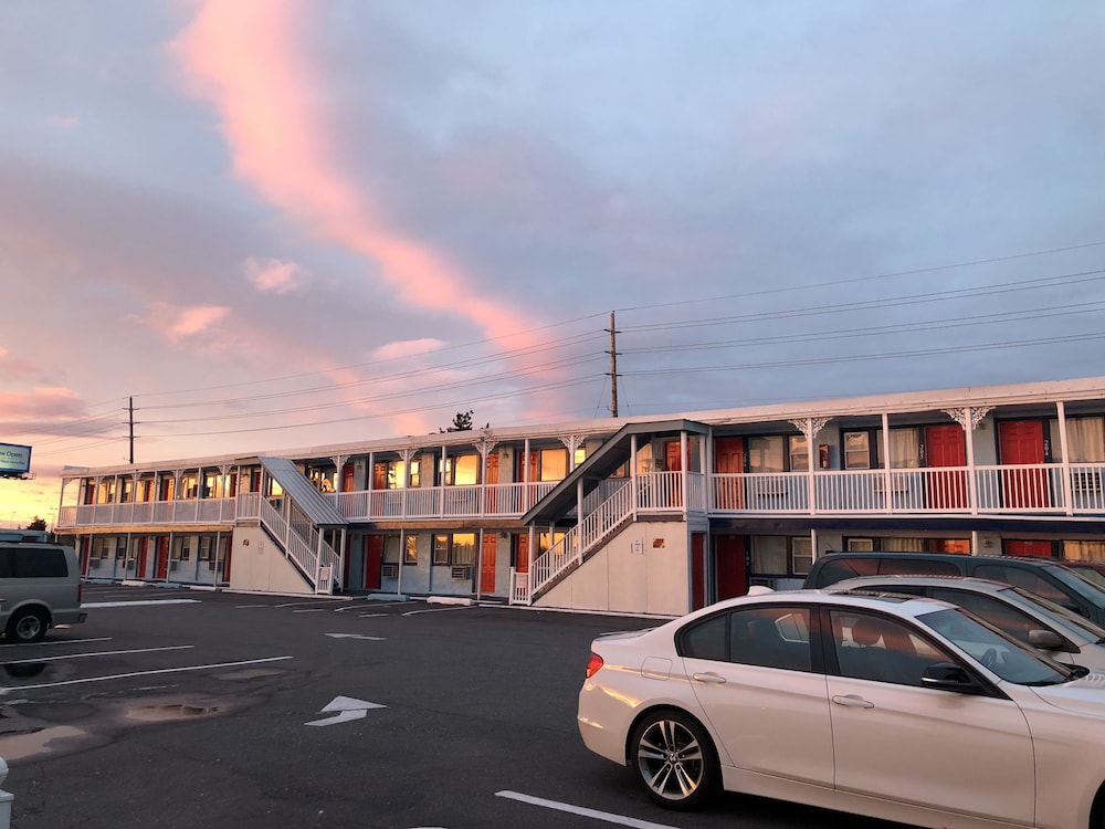 new sea breeze motel