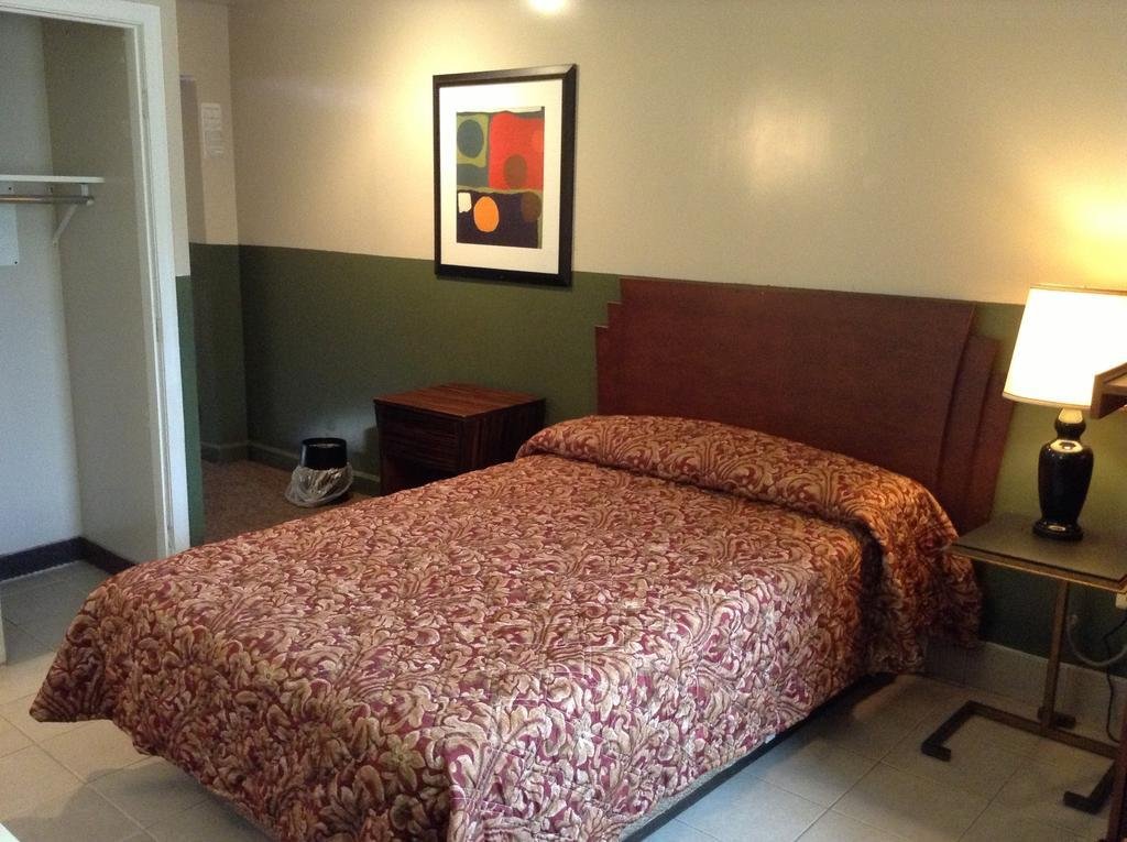 new sea breeze motel