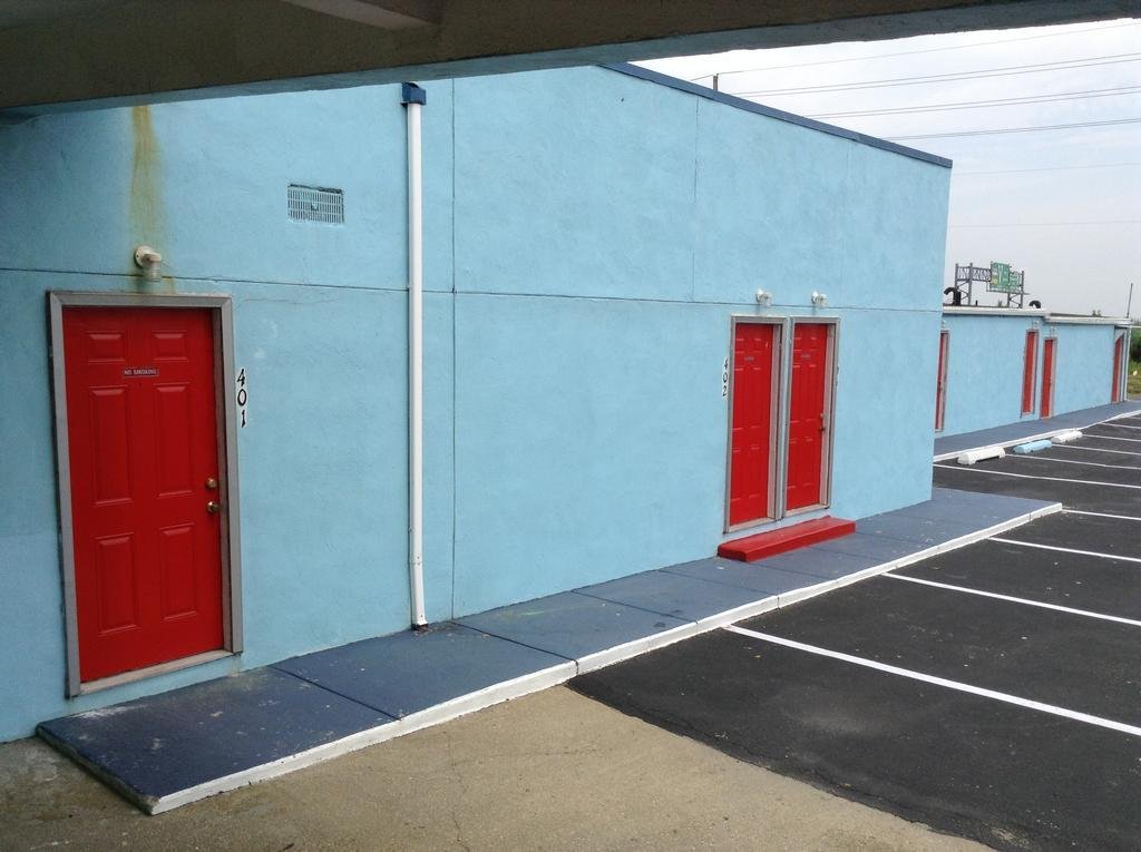 new sea breeze motel
