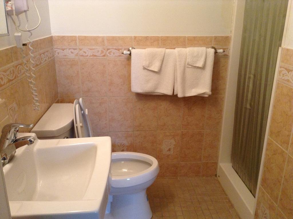 new sea breeze motel