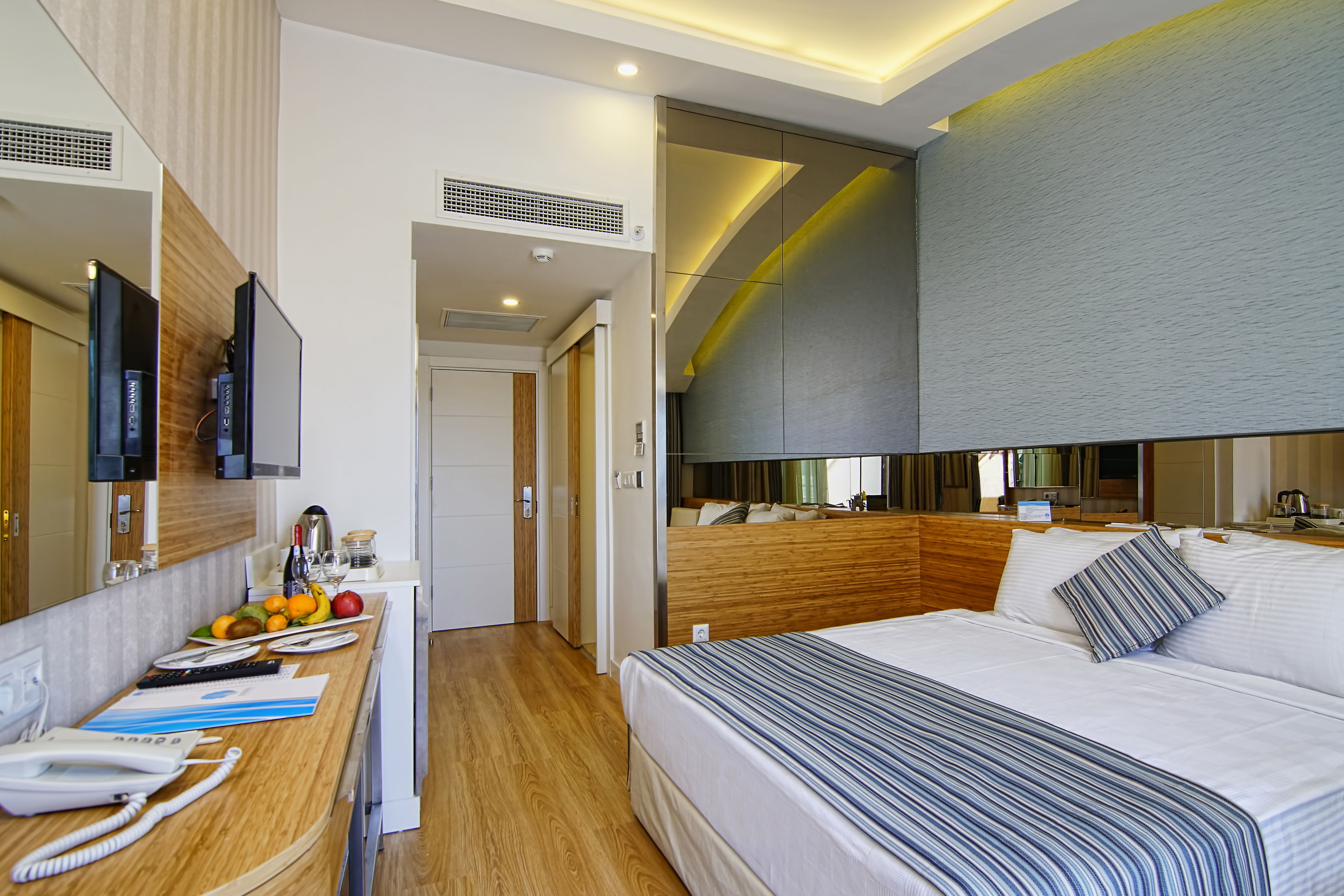 dosinia luxury resort