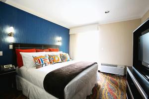 Nesva Hotel,Long Island>>Brooklyn,2.5 star