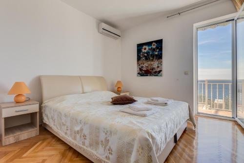 sun rose apartments sveti stefan